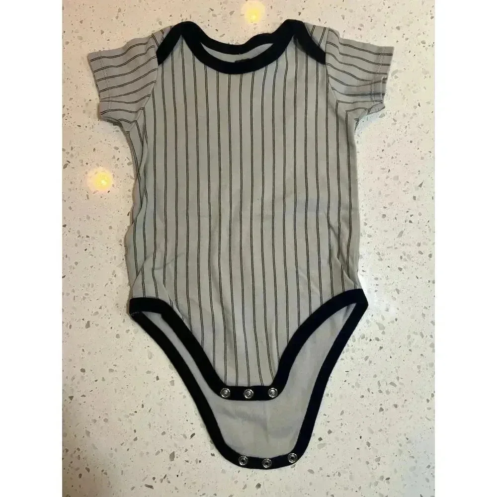 HB BUNDLE ONEPIECE boys 6-9months
